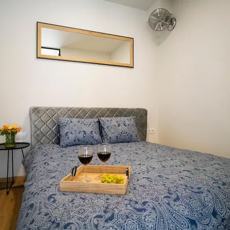 Fort63 House Апартаменты *